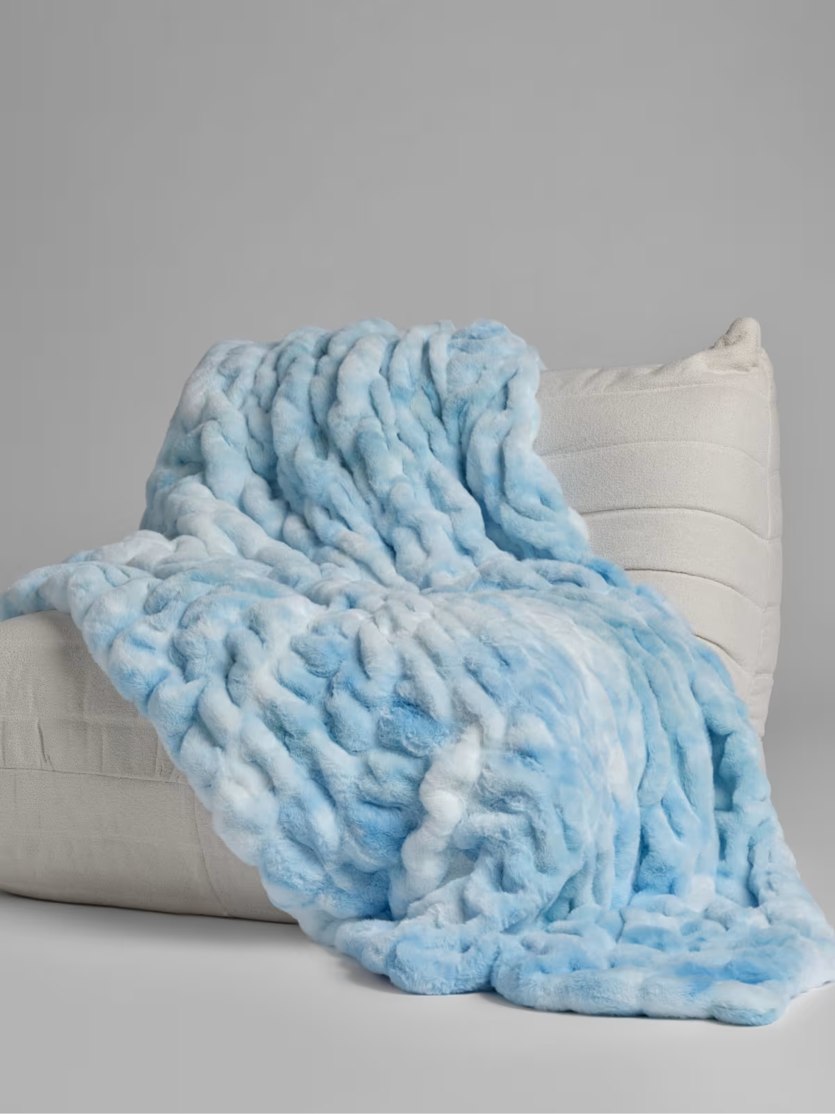 NLFZEK Ultra-Soft Plush Blanket – Cloud-Like Cozy Throw, Stretchy Velvet Blanket for Bed & Sofa