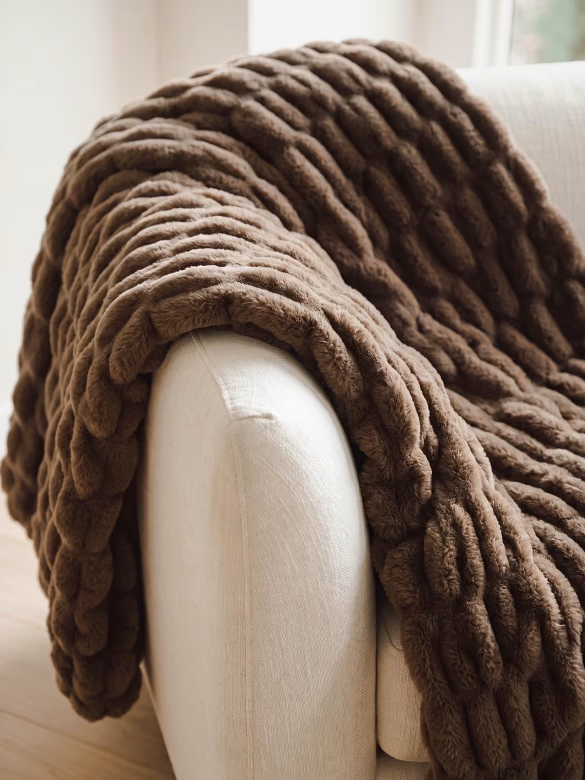 NLFZEK Ultra-Soft Plush Blanket – Cloud-Like Cozy Throw, Stretchy Velvet Blanket for Bed & Sofa