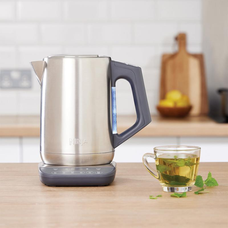 Ninja Precision Temperature Electric Kettle, 1500 watts, BPA Free, Stainless, 7-Cup Capacity, 1.7L, Hold Temp Setting - KT200