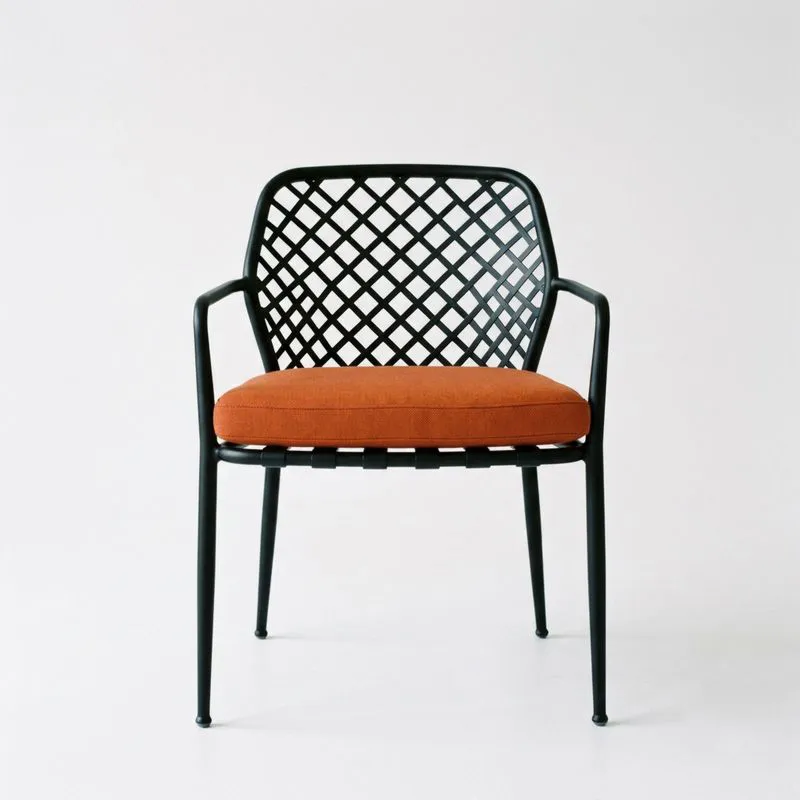 Silla de Aluminio Negro con Cojín de Tela Naranja-seltrivaria