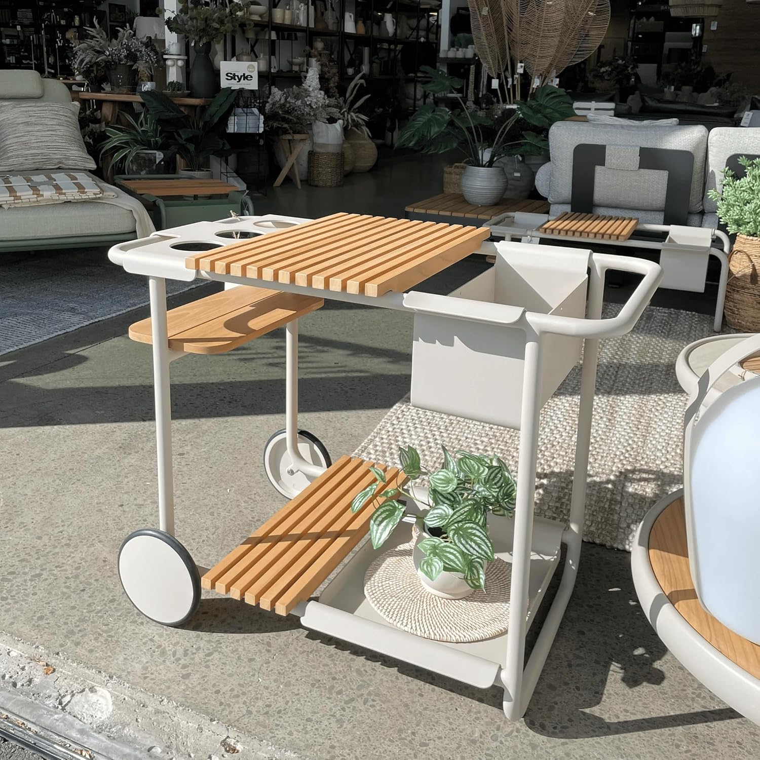 Au jardin de Chloé Sunny desserte aluminium - 51,5 x 90,5 x 68 cm petit format - sans assemblage requis - chariot jardin terrasse poids 14 kg-Roluxyhome