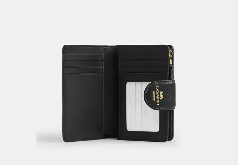 Medium Corner Zip Wallet With Leopard Print