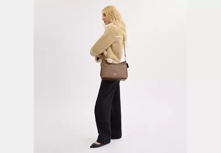 Laurel Shoulder Bag In Signature Canvas