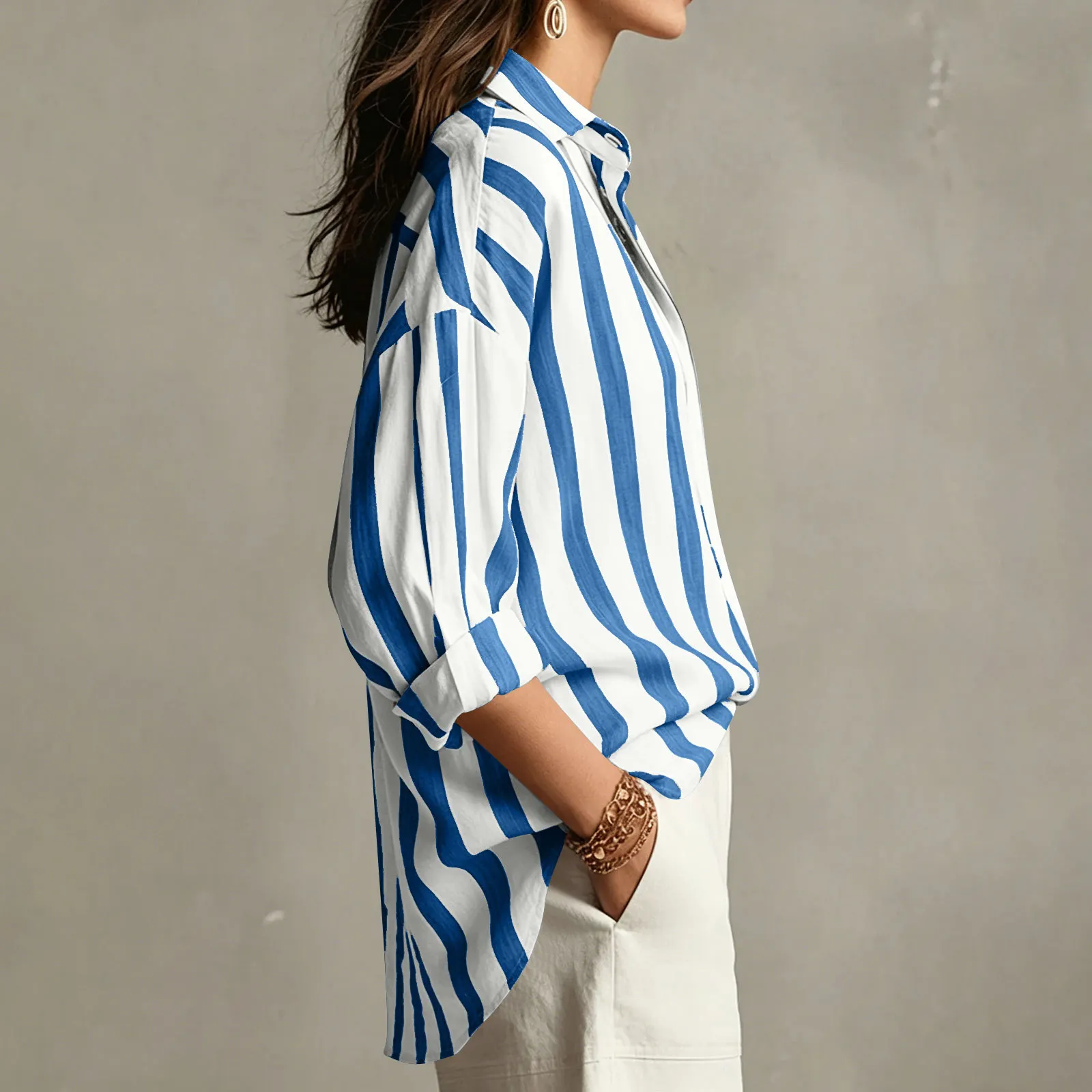 Chemise rayée à manches retroussées