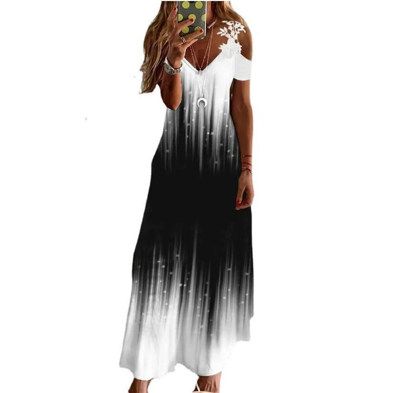 Locker geschnittenes Kleid mit Spitzen-Neckholder und V-Ausschnitt, modischem Print