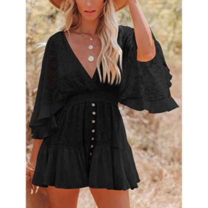 Kleid mit Fledermausärmeln und Spitzenbesatz