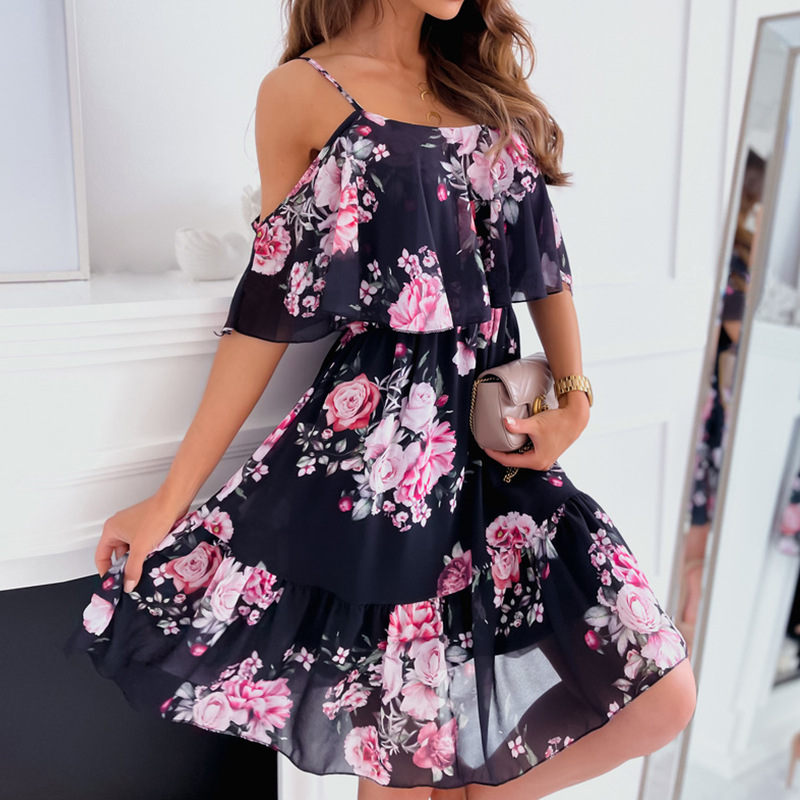 Sexy Chiffonkleid mit Print und schulterfreiem Ausschnitt
