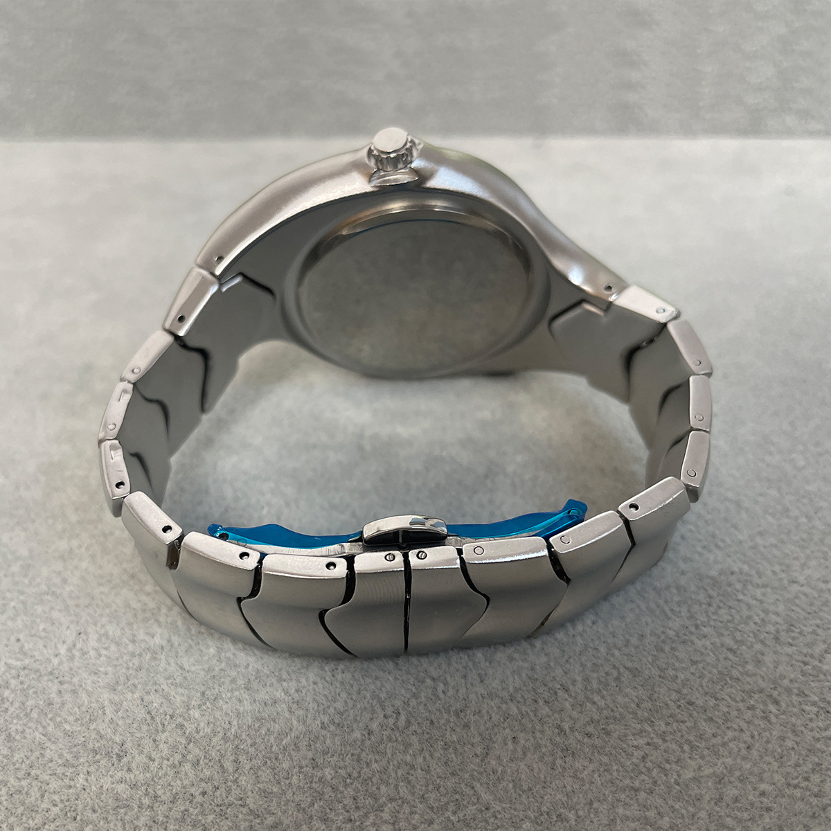 Y2K Liquid Metal Chrono