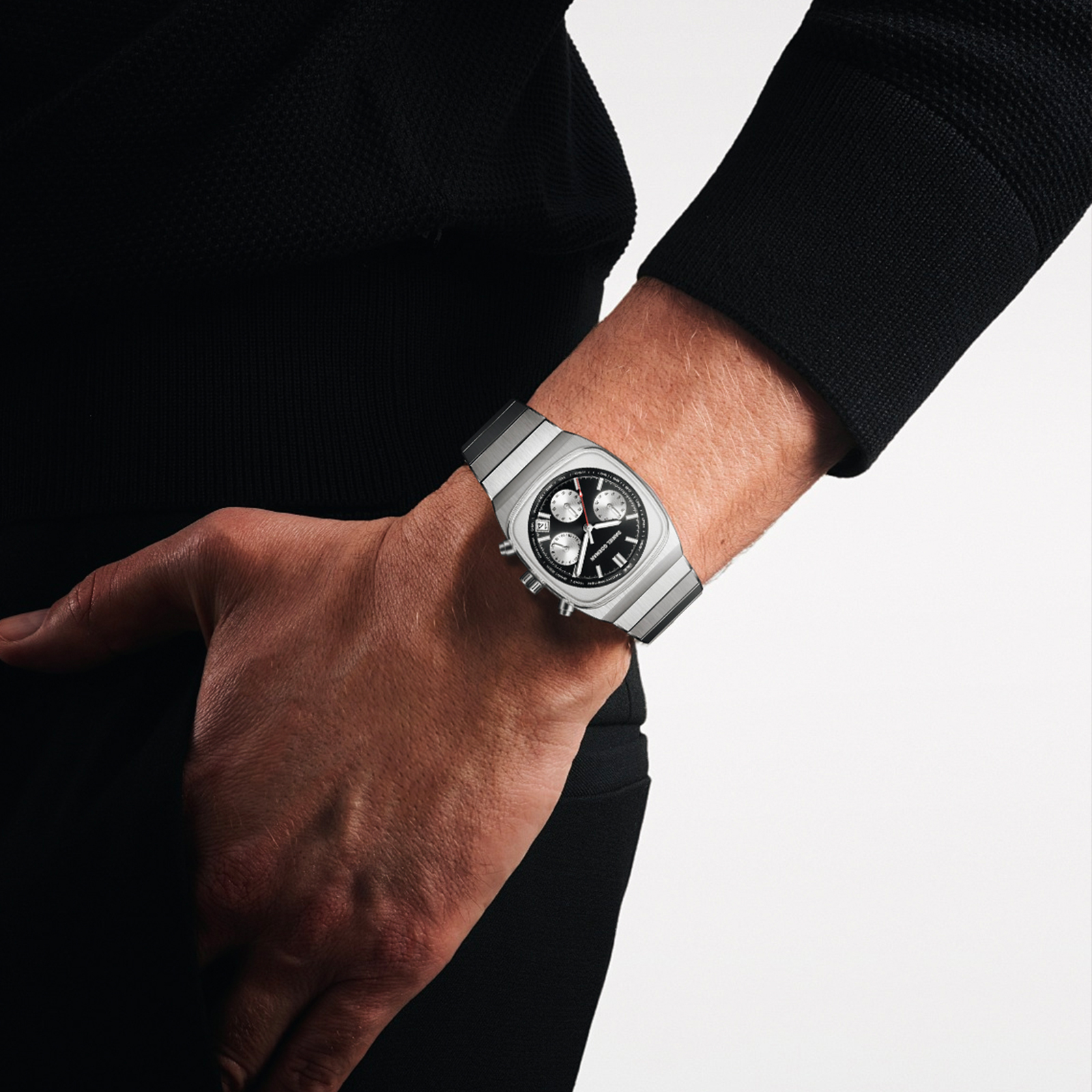 Vintage Square Chronograph DG9008.SK