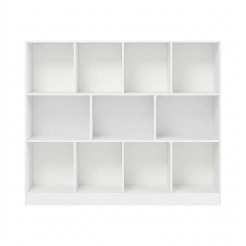 Ein Bücherregal aus weißem MDF und Spanplatte.