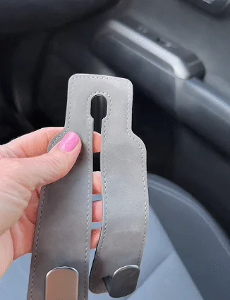 🚘Your $1,000 iPhone Has a Case. Why Doesn’t Your $50,000 Car Have Better Bag Hooks? 🚘✨