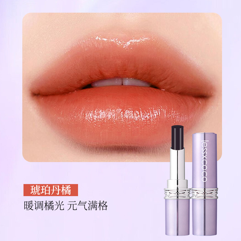 Lipstik Tanpa Noda dari Alam Sihir Hitam