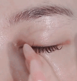 12-20-杨新育-1057051Dinkiss叶黄素眼部精华油_23.gif
