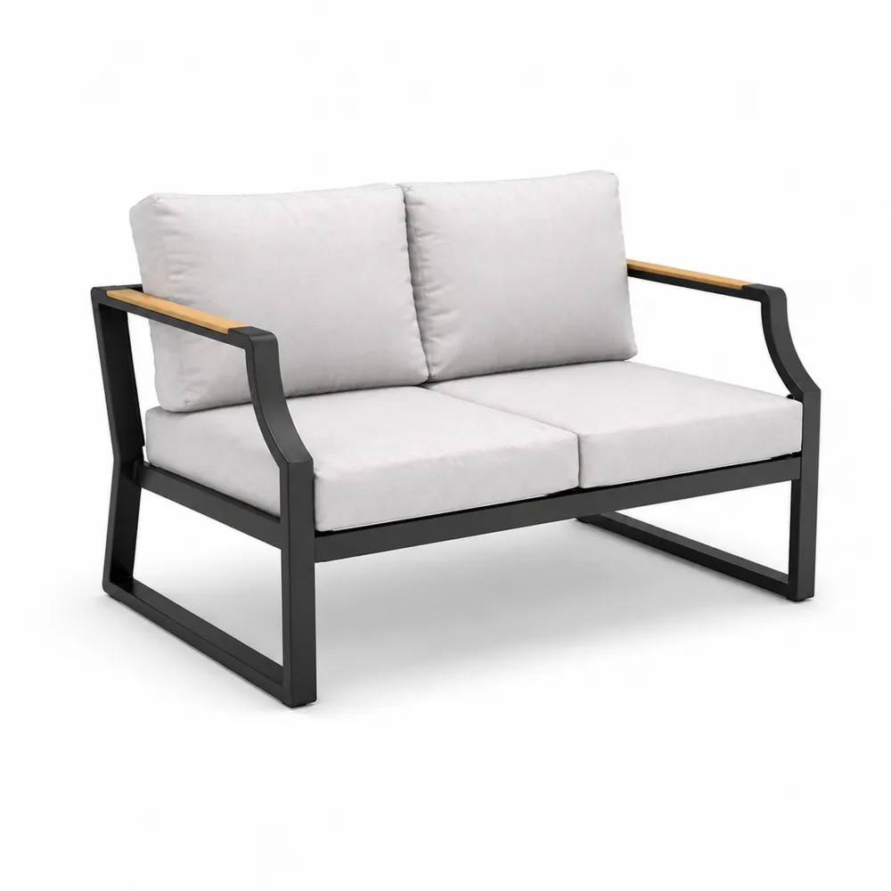 Dwuosobowa sofa aluminiowa z drewnianymi podłokietnikami i poliestrowymi poduszkami