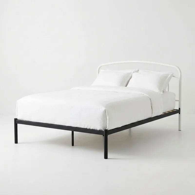 Stahlbett Weiß/Schwarz 200x140 cm (Länge × Breite)