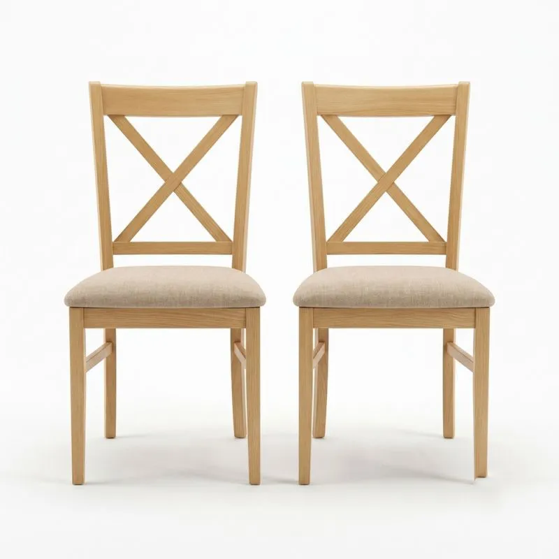 Set aus 2 Kiefernholzstühlen mit beige Stoffbezug