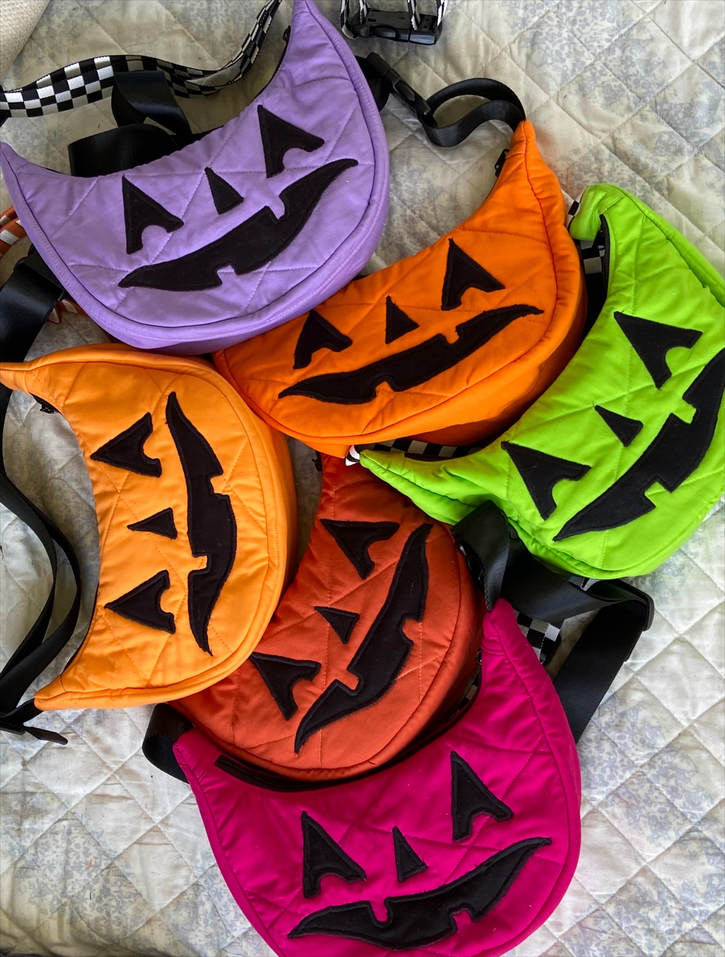Halloween Jack-o-Lantern Pumpkin Crescent Bag 