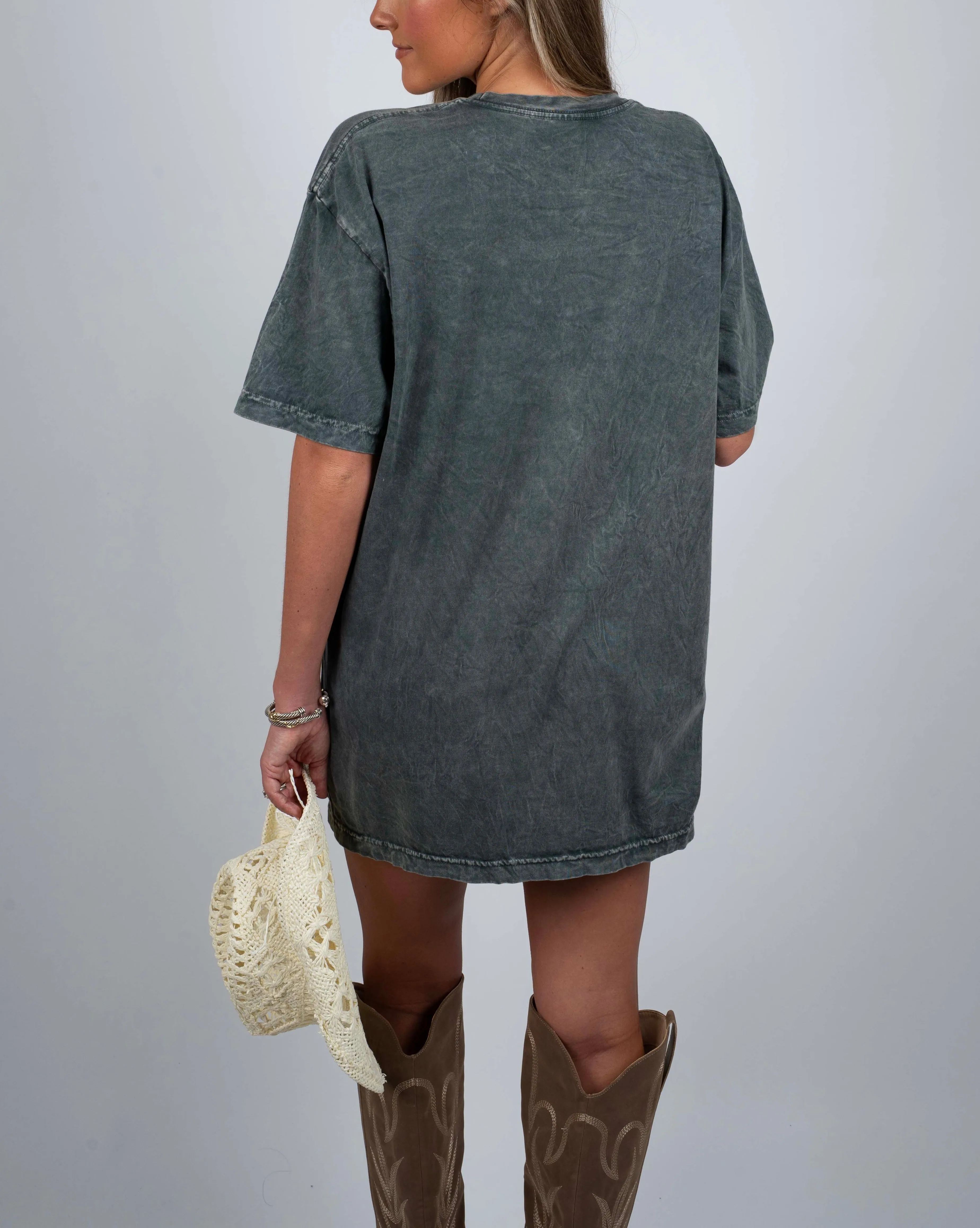 Miss Never Do Wrong Graphic Tee