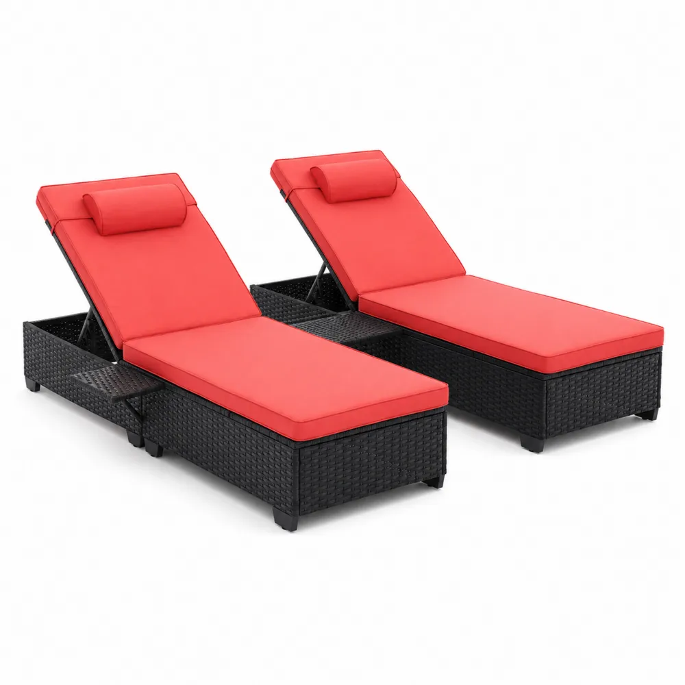 Set di 2 Lettini Prendisole in Rattan con Cuscini Rossi-Retrochateaue