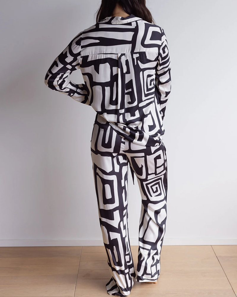 Black and white geometric pattern long pajama set(BUY 2 FREE SHIPPING)