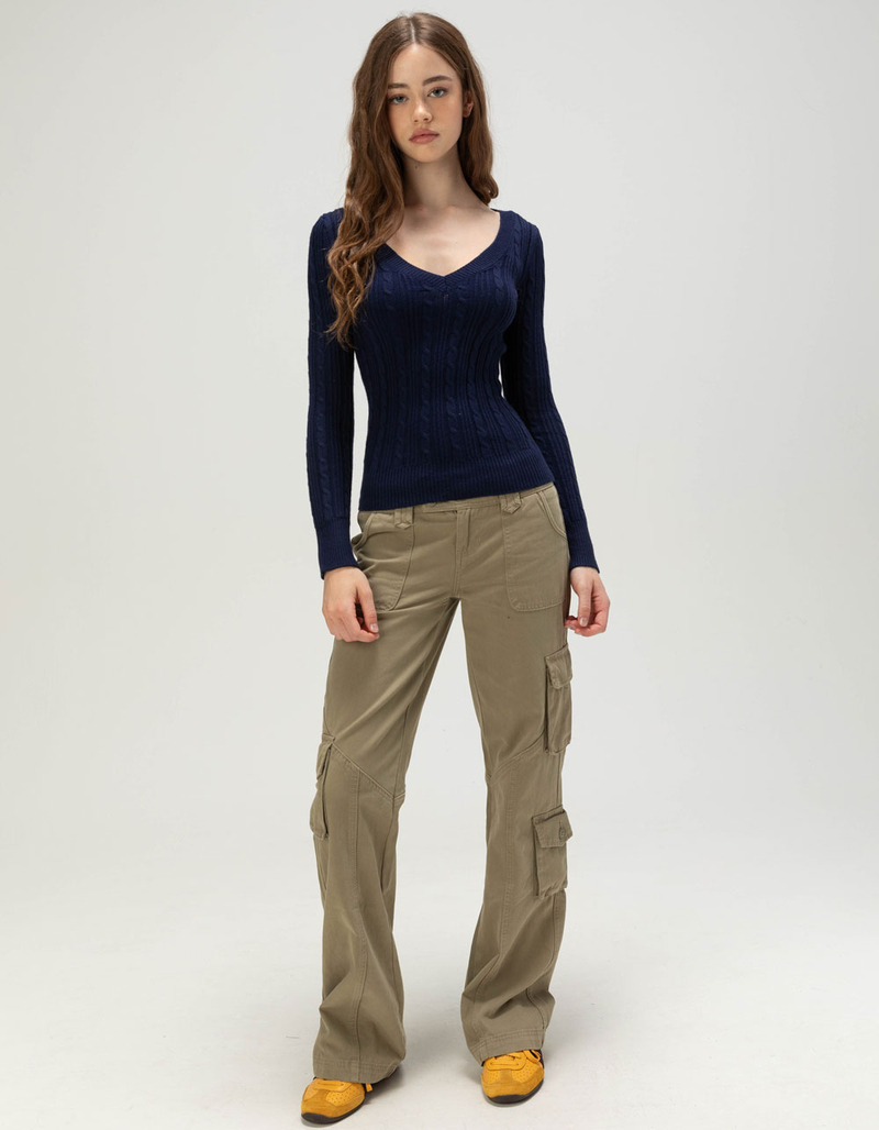 Women's V-Neck Cable Knit Long Sleeve Fitted Sweater