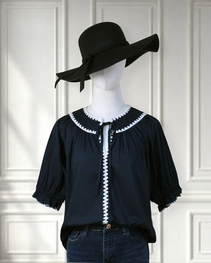  Contrast-Stitch Trim Urban Puff Sleeve Lace-Up Blouse
