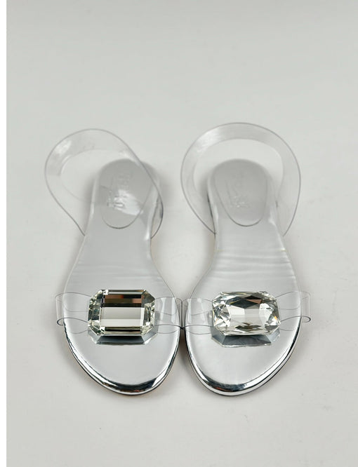 SILVER FLAT SANDAL WITH DIAMOND