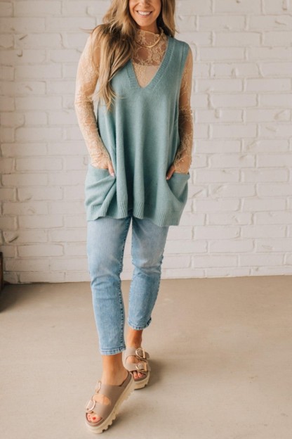 Cozy Pocket Sweater Vest