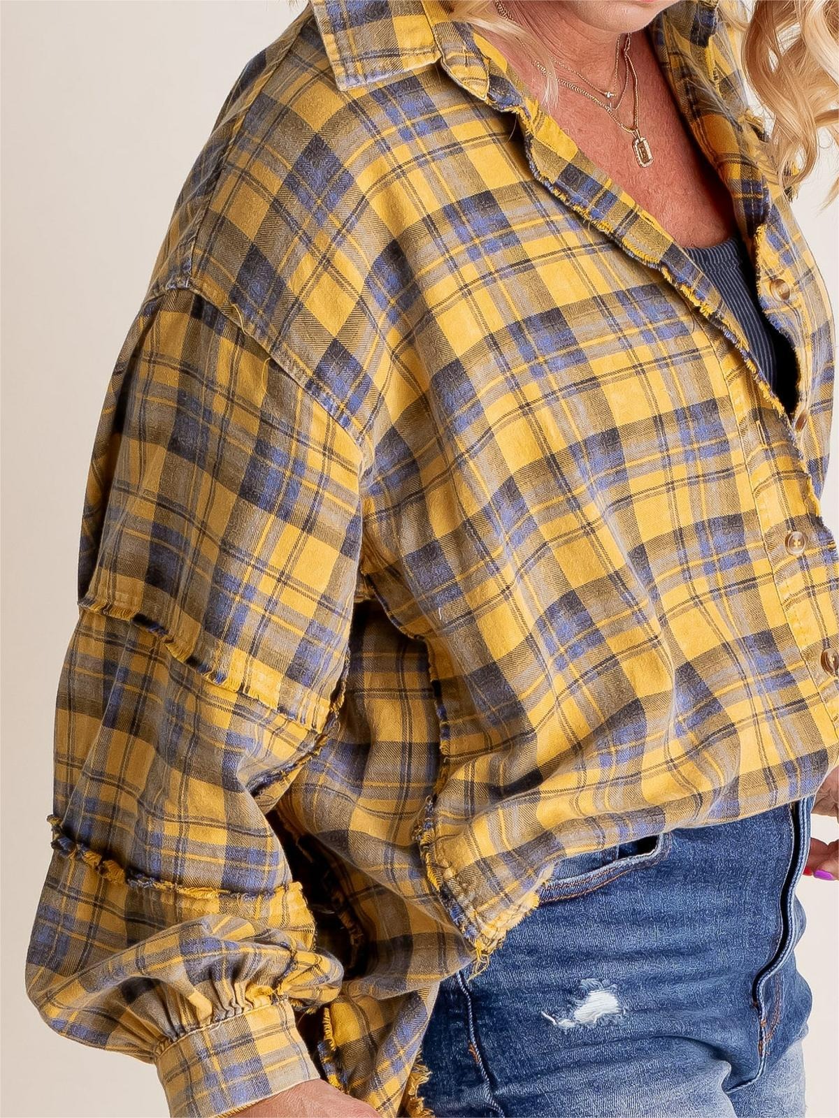✨✨✨Women's Seams Raw Edge Washed Oversized Shirt Jacket(BUY 2 FREE SHIPPING)
