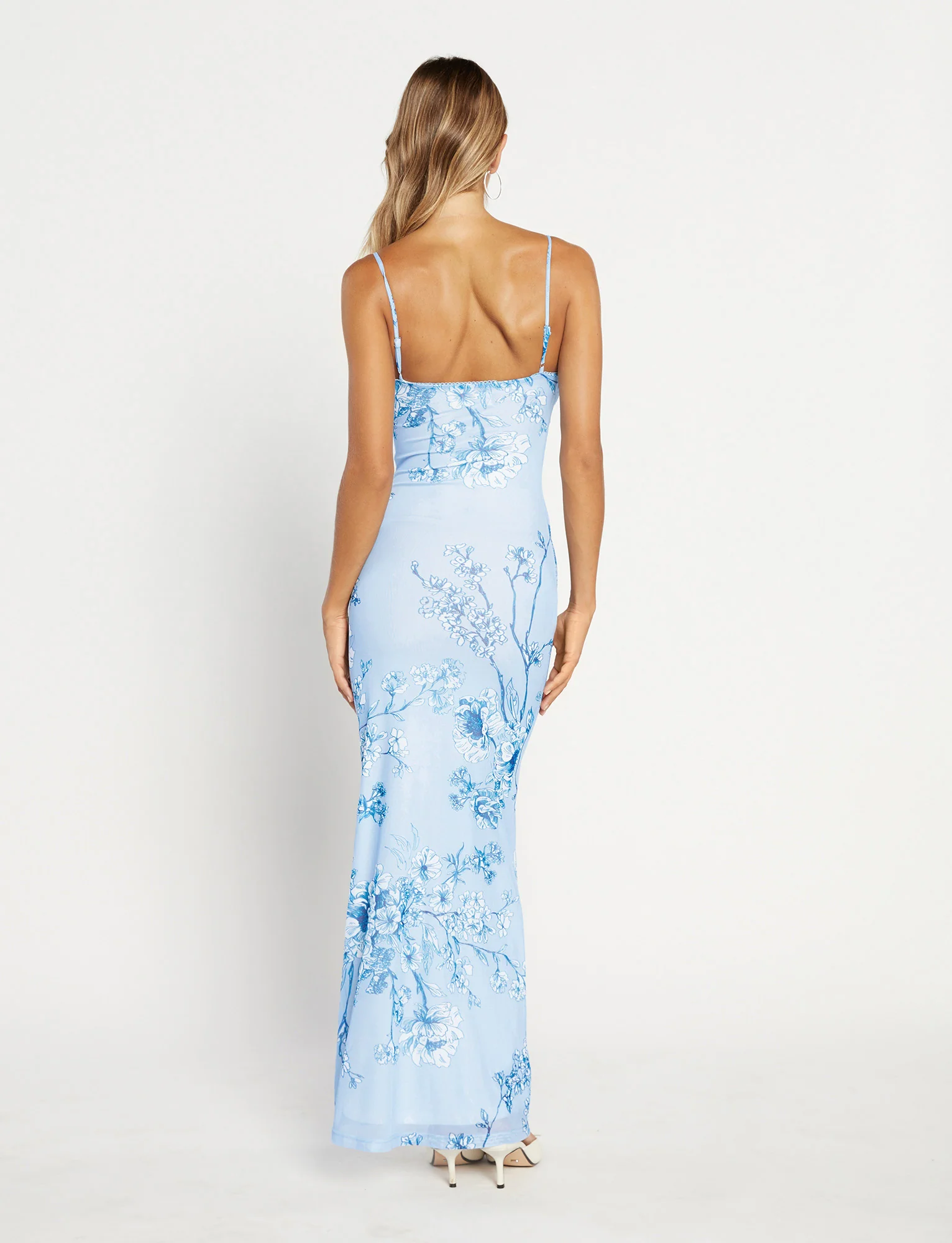 🔥🔥🔥🔥V-neckline fitted silhouette Maxi dress