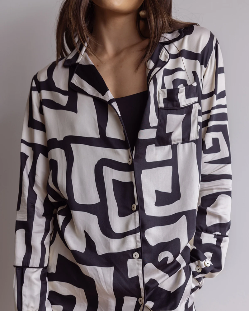 Black and white geometric pattern long pajama set(BUY 2 FREE SHIPPING)