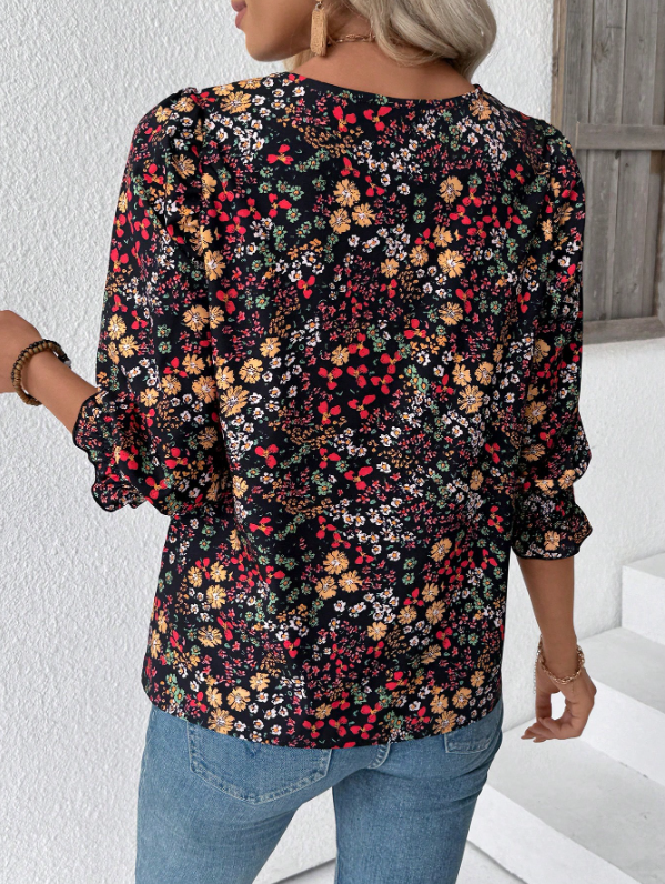Women's Floral 3/4 Sleeve Round Neck Casual Blouse