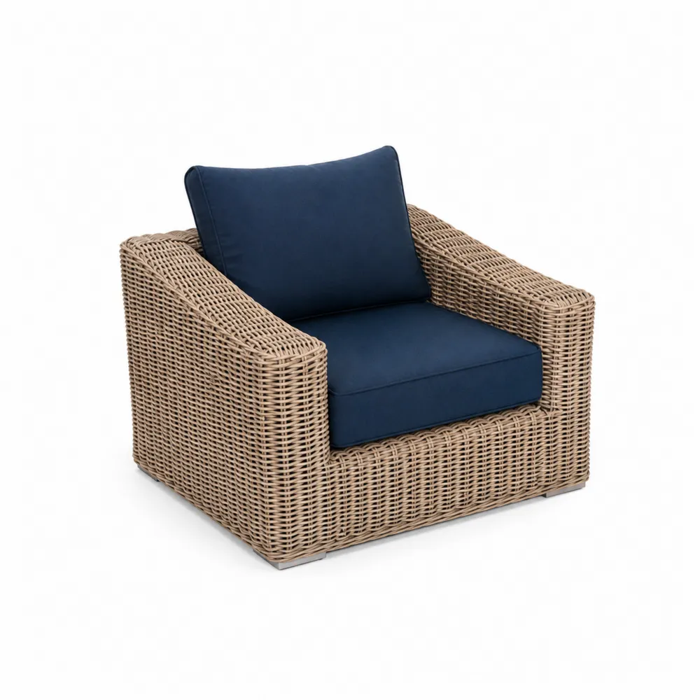 Poltrona in Rattan Sintetico con Cuscini Blu