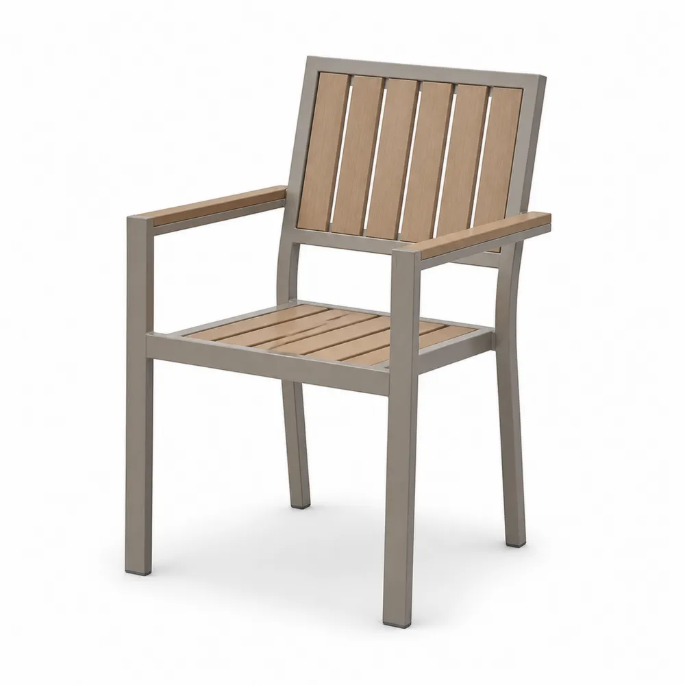 Sedia in legno composito e metallo verniciato