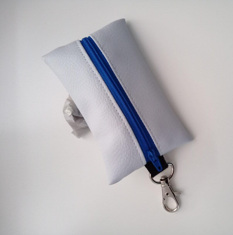 Porte-sac à crottes pour chien sac à déjections compact