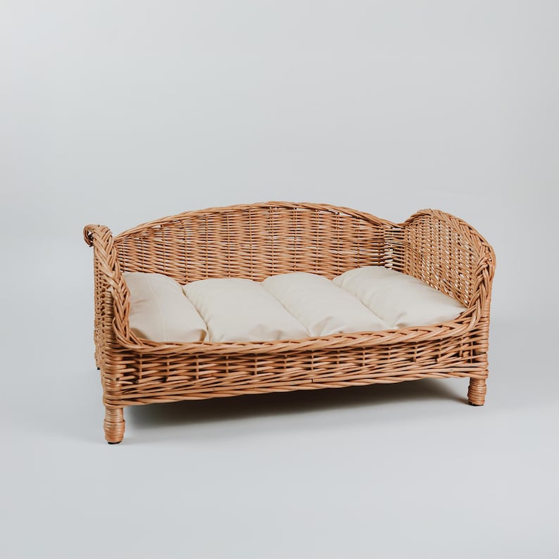 Panier en osier pour animal avec oreiller moelleux