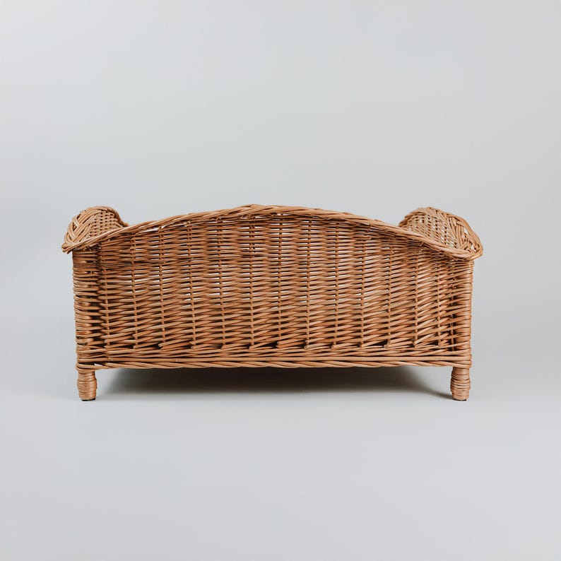 Panier en osier pour animal avec oreiller moelleux