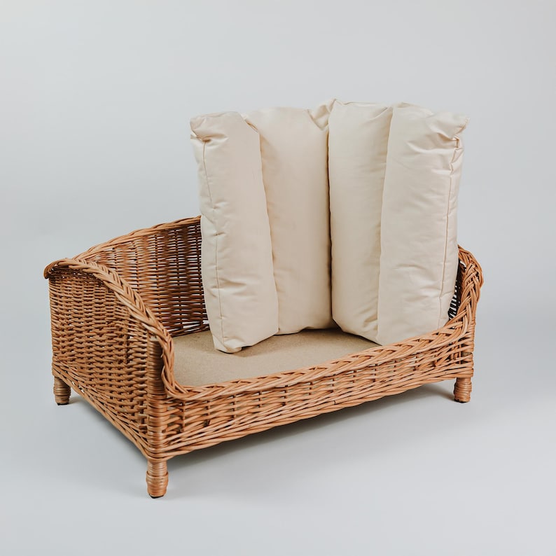 Panier en osier pour animal avec oreiller moelleux