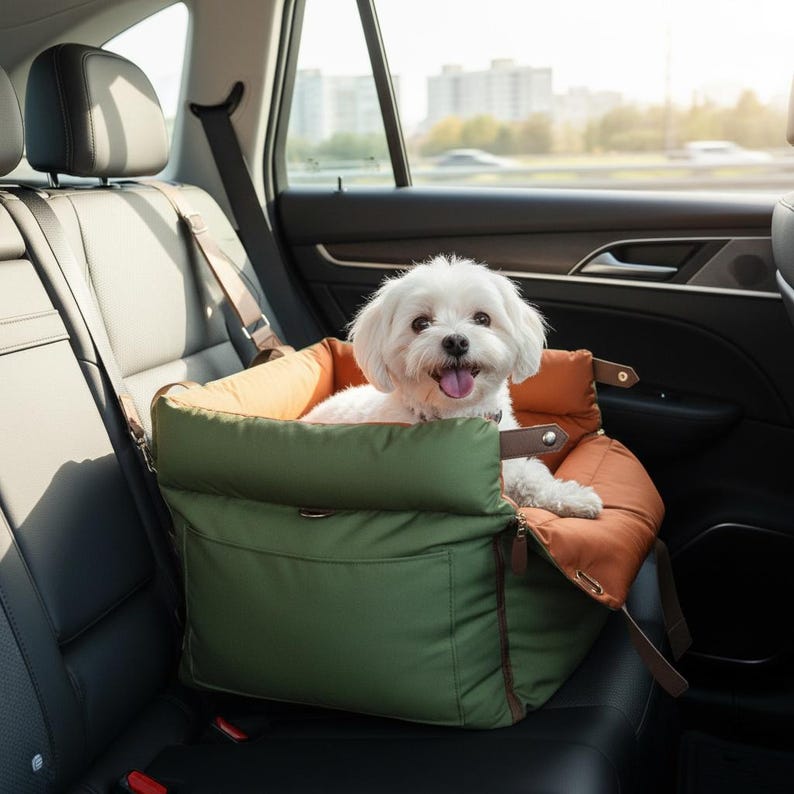 Siège d'auto de luxe en similicuir et lit de voyage pour animal de compagnie Essentiel pour une sortie hivernale