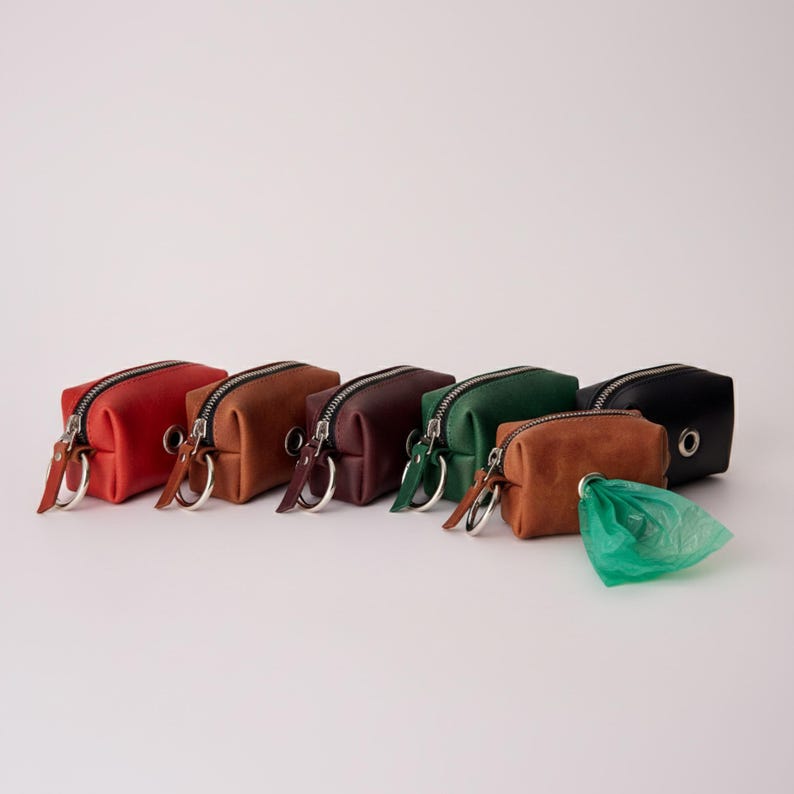Porte-sac à crottes pour chien accessoire de promenade utile