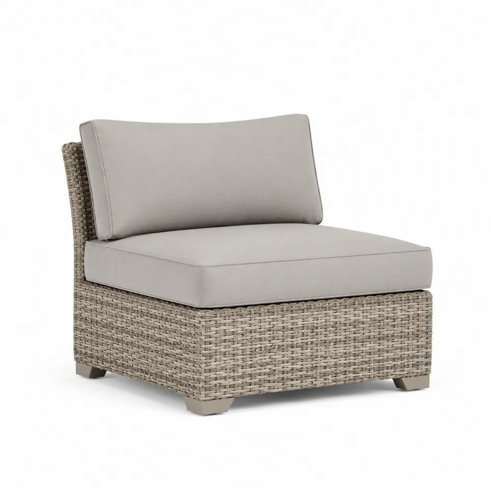 Grau Rattan Stuhl mit Stahlrahmen und Polyesterkissen