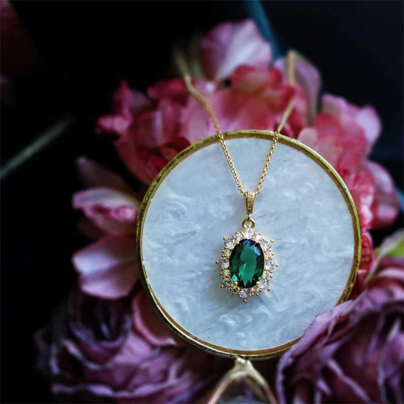 Náhrdelník s príveskom Vivid Oval Green Zirkónia-Eleanor Hart SK