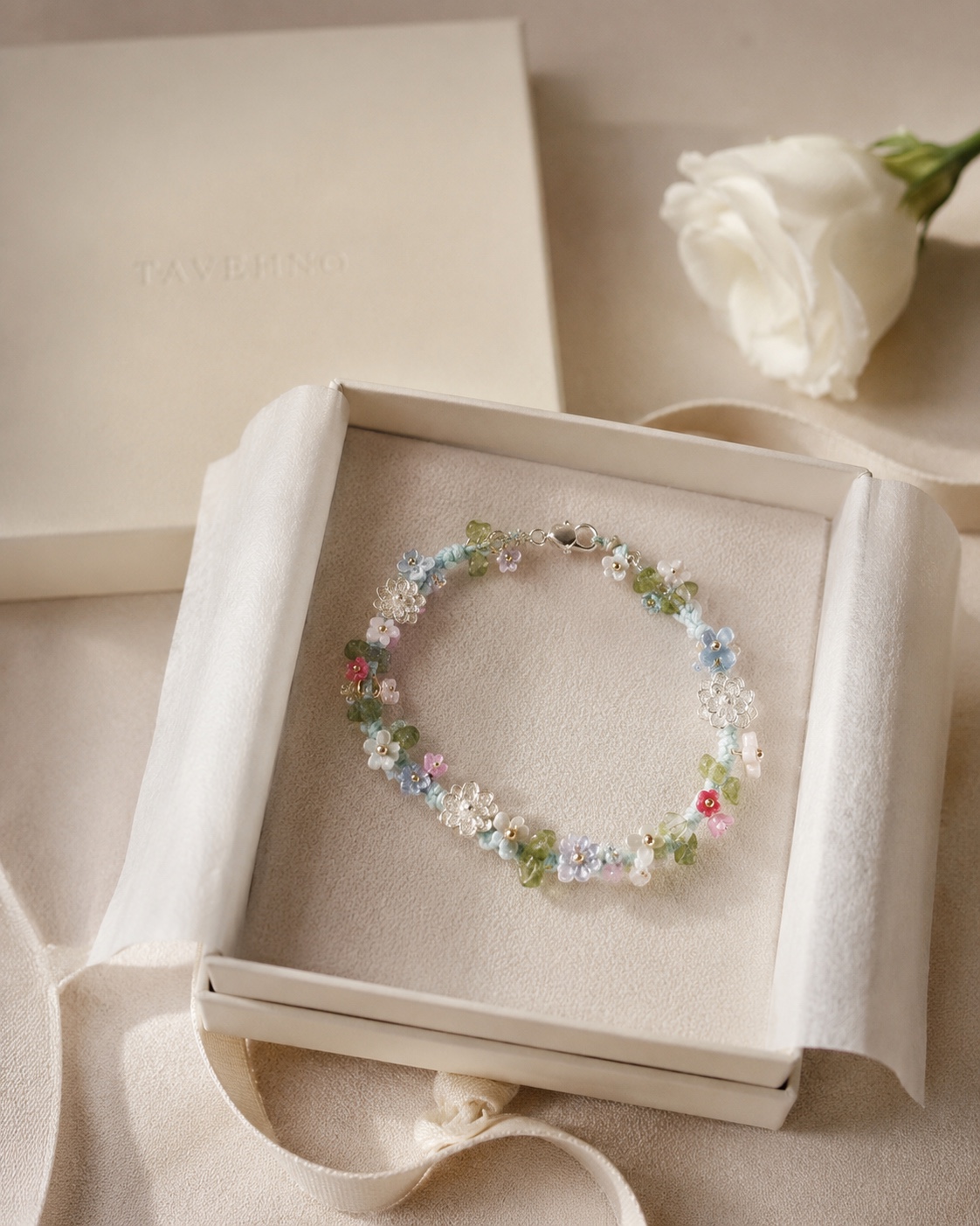 Handwoven Floral Beaded Bracelet - Soft Bloom