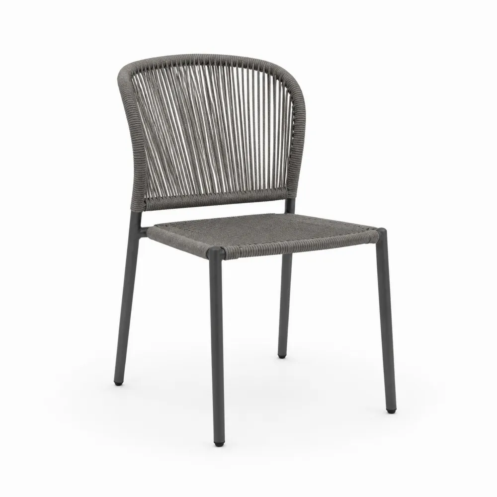 Chaise en corde et aluminium gris