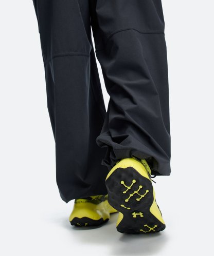 UAフレア（ライフスタイル/UNISEX） Flash Light / Black(738)