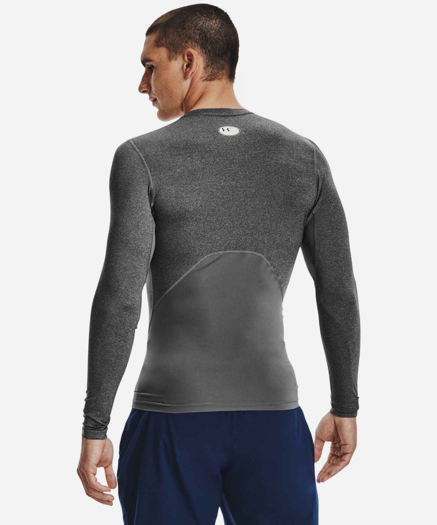 UAヒートギアアーマー コンプレッション ロングスリーブ シャツ（トレーニング/MEN） CarbonHeather / Black(090)