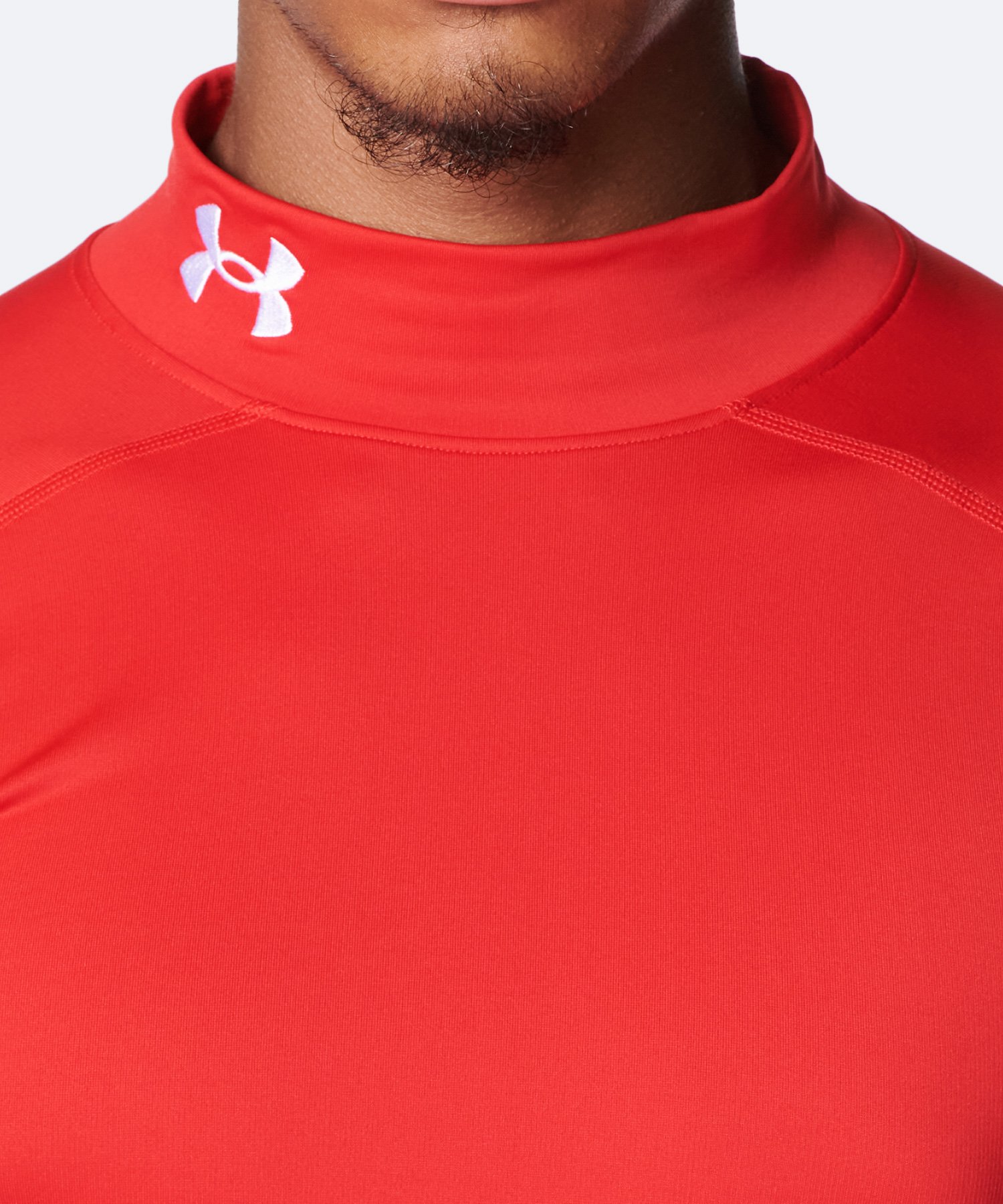 UAコールドギアアーマー コンプレッション ロングスリーブ モックネック シャツ（トレーニング/MEN） Red / White(600)