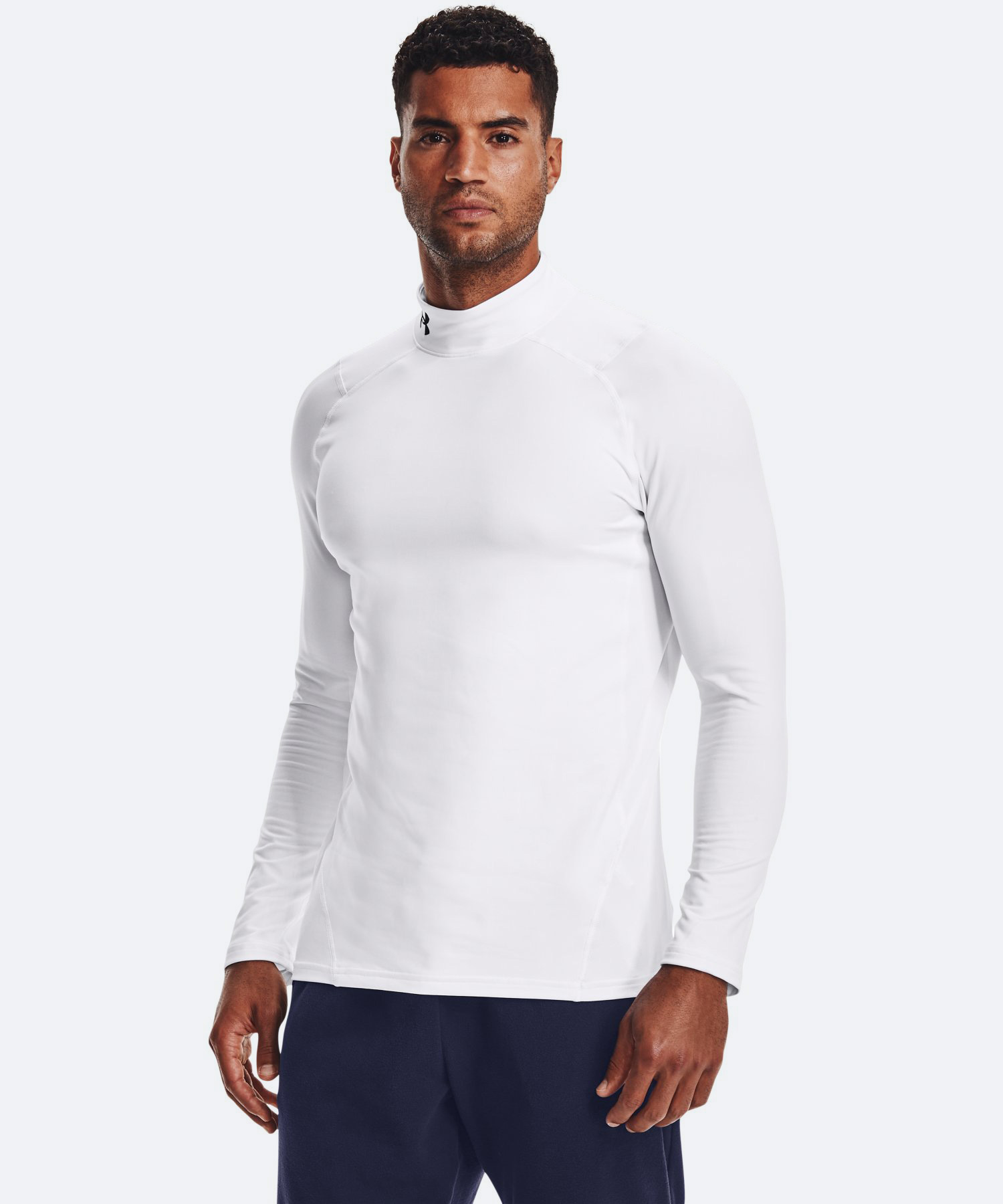 UAコールドギアアーマー フィッティド ロングスリーブ モックネック シャツ（トレーニング/MEN） White / Black(100)