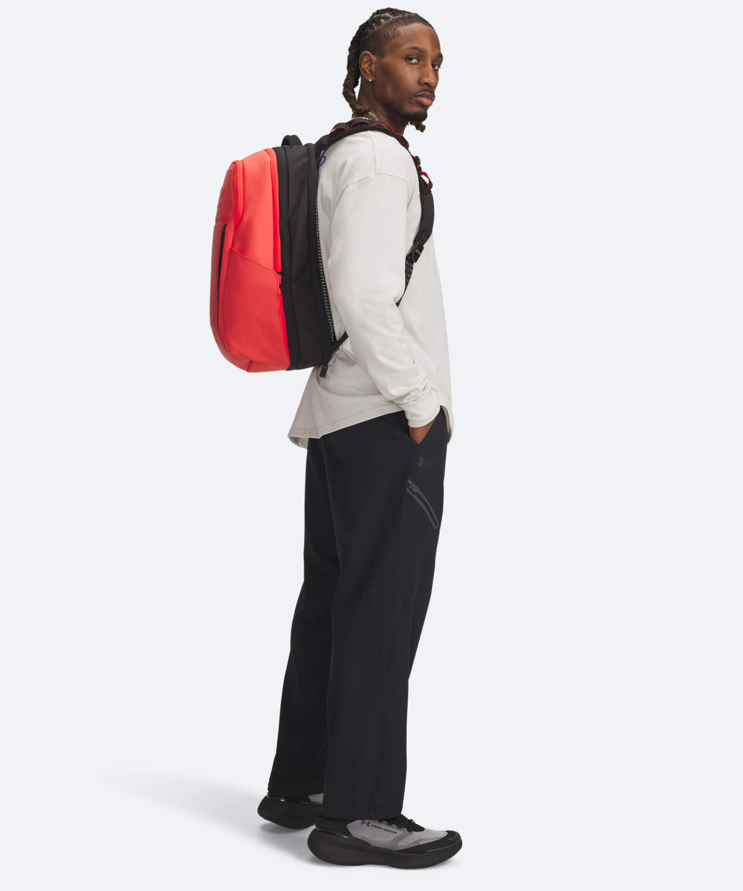 UAノーウェイ バックパック（トレーニング/UNISEX） Racer Red / Black(713)