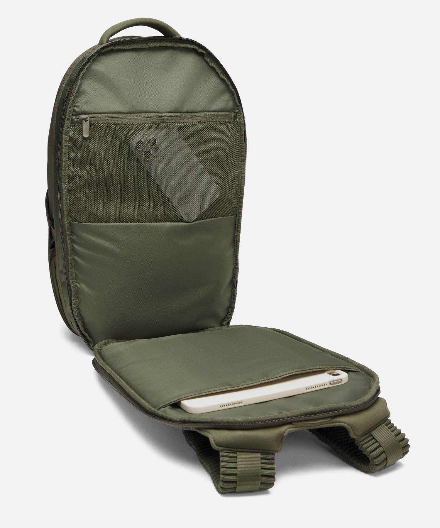 UAノーウェイ バックパック（トレーニング/UNISEX） Marine OD Green(390)